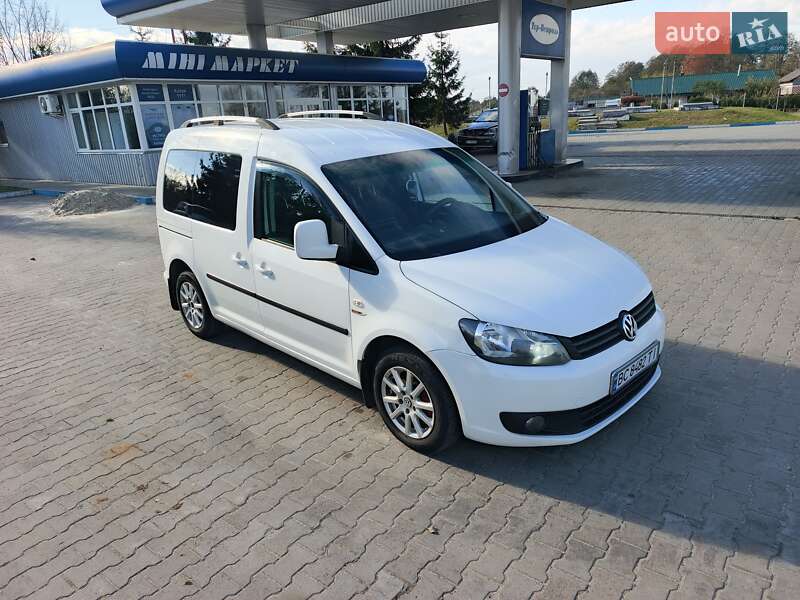 Минивэн Volkswagen Caddy 2010 в Жовкве
