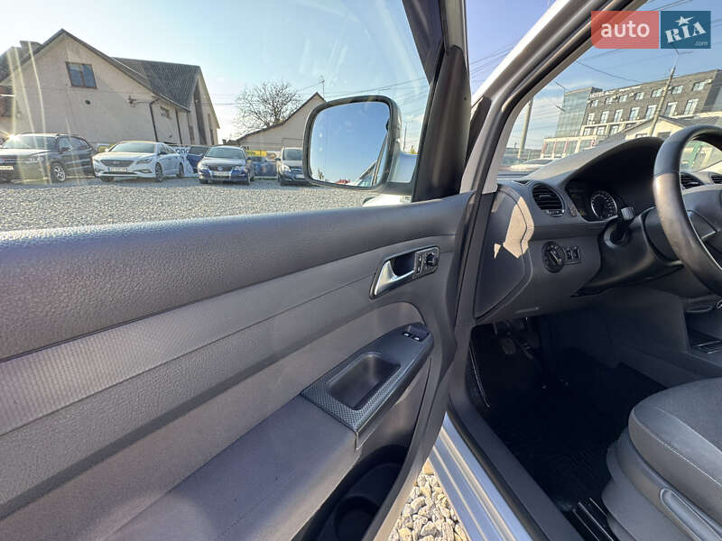 Мінівен Volkswagen Caddy 2010 в Чернівцях фото 23 Мінівен Volkswagen Caddy 2010 в Чернівцях