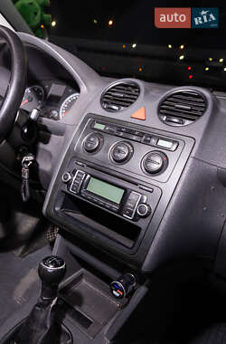 Мінівен Volkswagen Caddy 2007 в  фото 14 Мінівен Volkswagen Caddy 2007 в