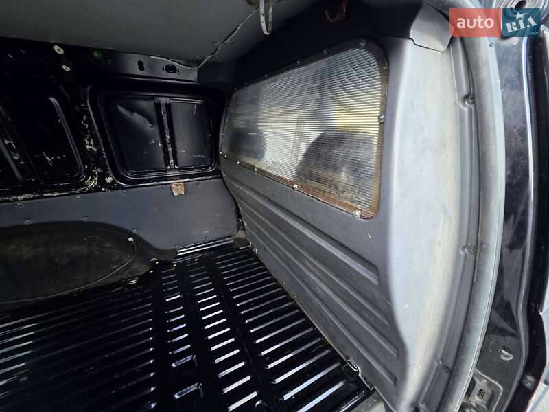 Вантажний фургон Volkswagen Caddy 2012 в Тернополі