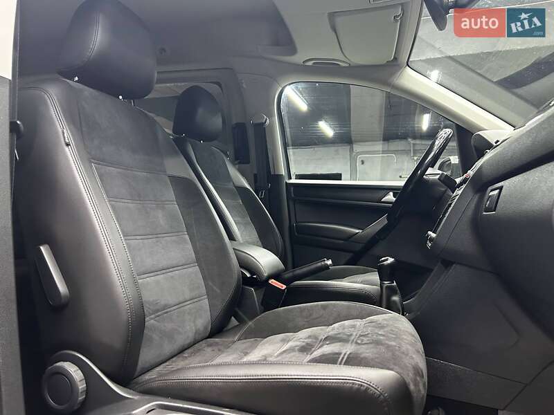 Мінівен Volkswagen Caddy 2017 в Чернівцях