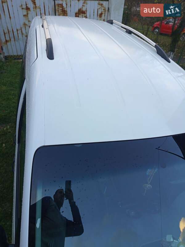 Минивэн Volkswagen Caddy 2008 в Воловце