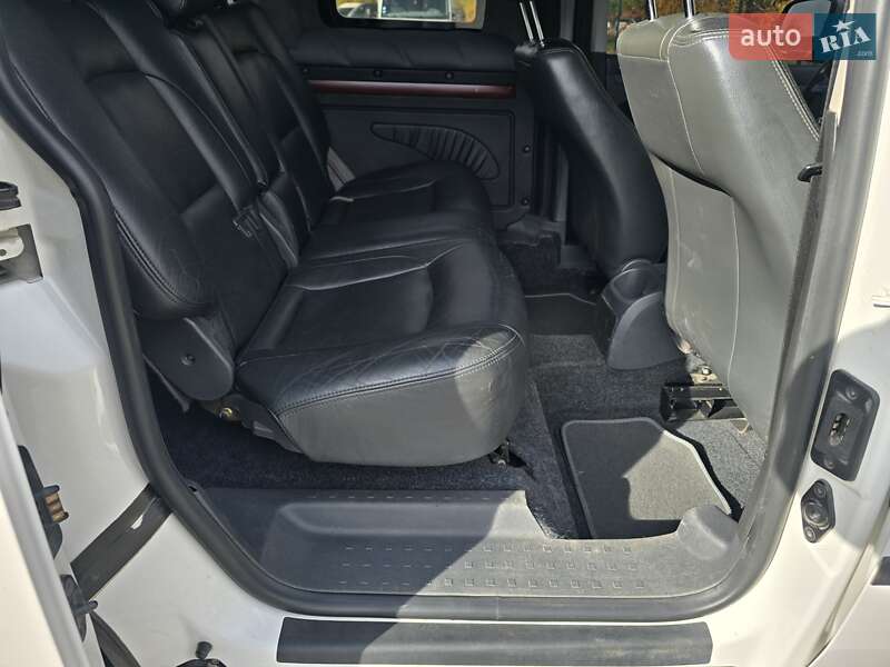 Минивэн Volkswagen Caddy 2014 в Хмельницком