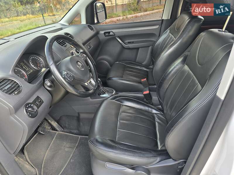 Минивэн Volkswagen Caddy 2014 в Хмельницком