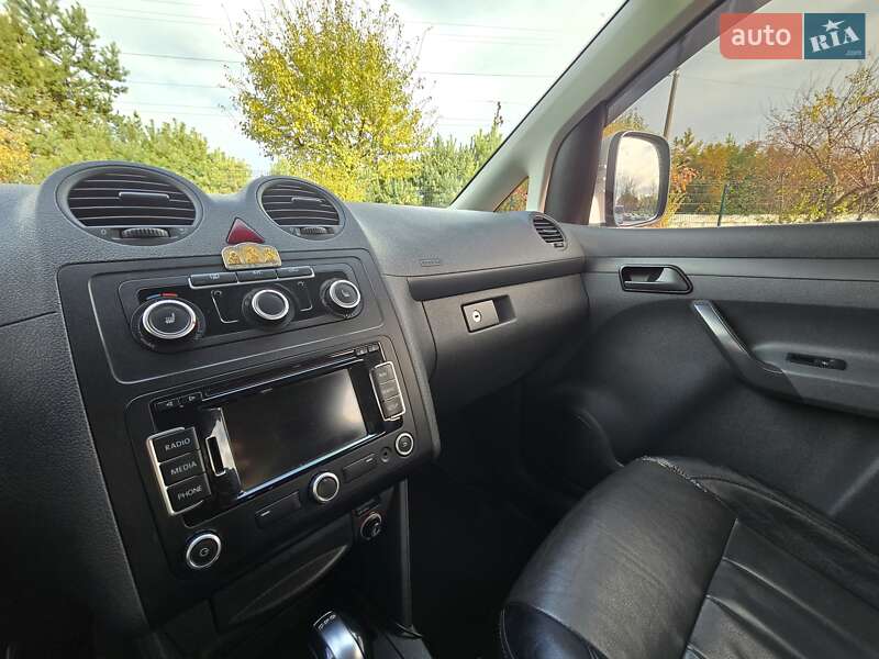 Минивэн Volkswagen Caddy 2014 в Хмельницком