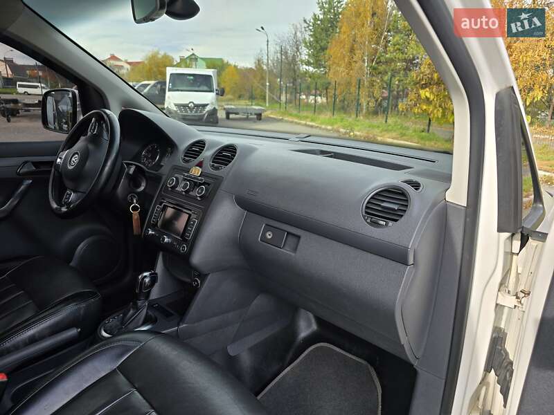 Минивэн Volkswagen Caddy 2014 в Хмельницком