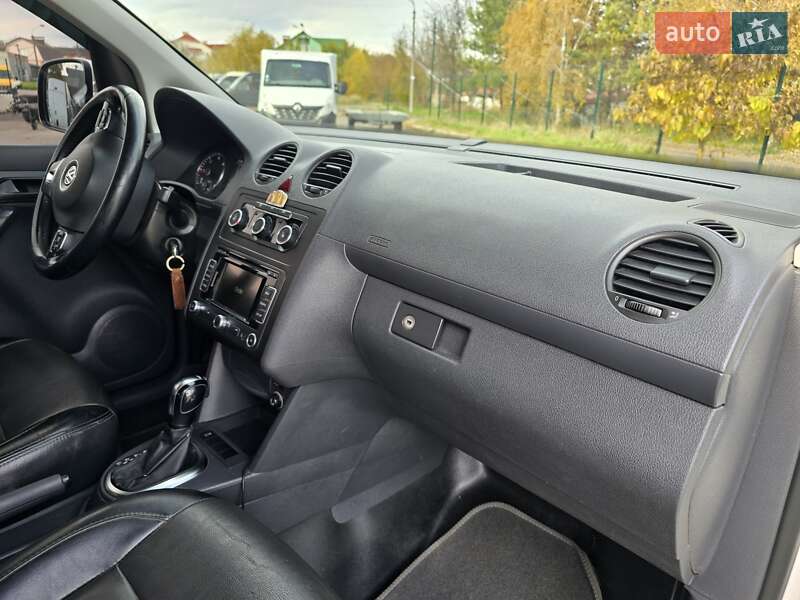 Минивэн Volkswagen Caddy 2014 в Хмельницком