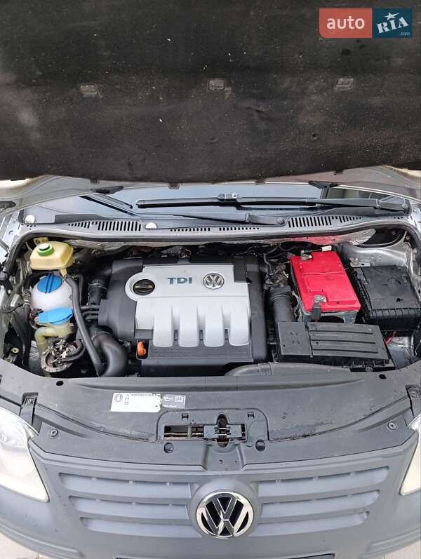 Мінівен Volkswagen Caddy 2009 в Житомирі