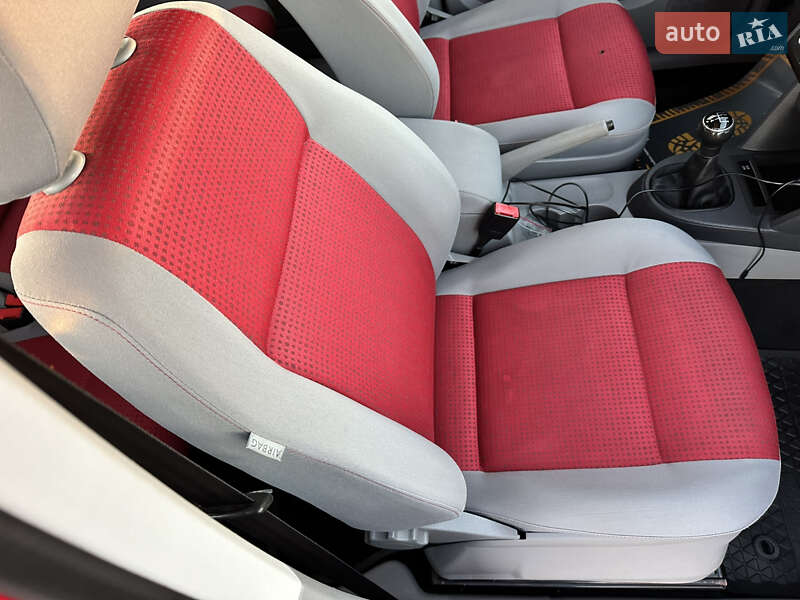 Мінівен Volkswagen Caddy 2008 в Вінниці