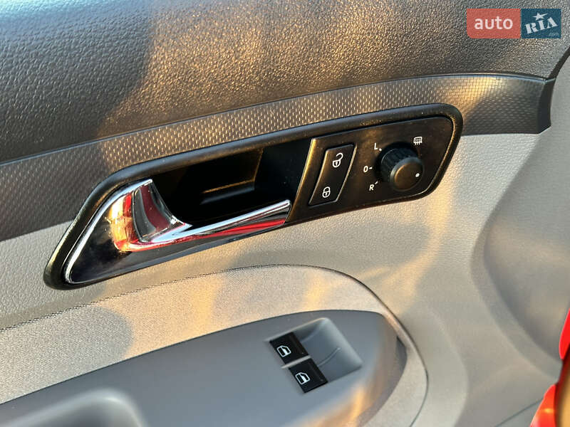 Мінівен Volkswagen Caddy 2008 в Вінниці