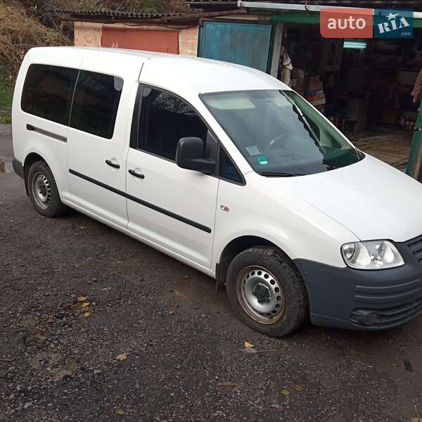 Мінівен Volkswagen Caddy 2010 в Гадячі