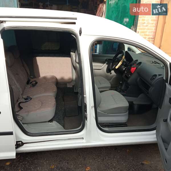 Мінівен Volkswagen Caddy 2010 в Гадячі