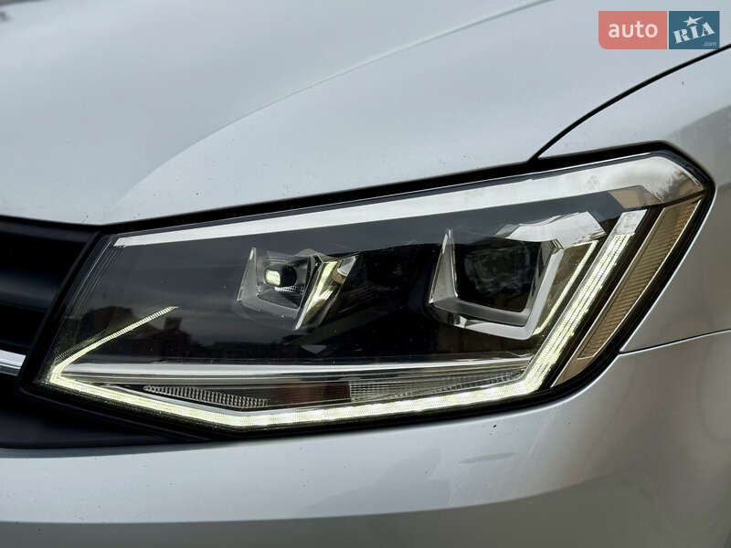 Мінівен Volkswagen Caddy 2020 в Ужгороді