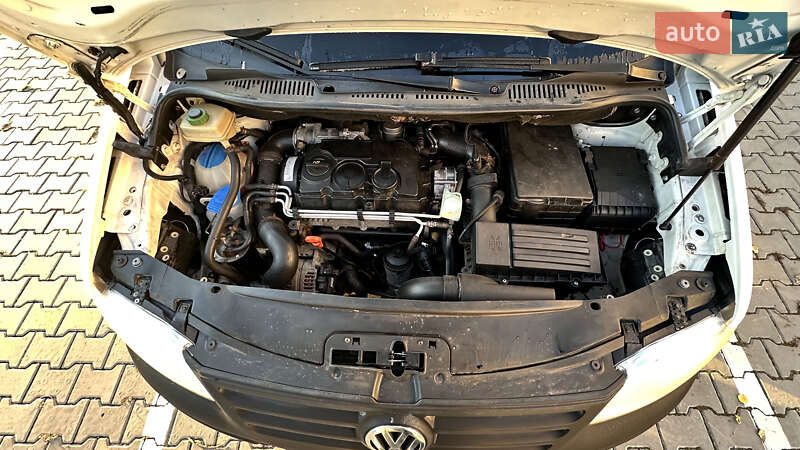 Минивэн Volkswagen Caddy 2006 в Хмельницком