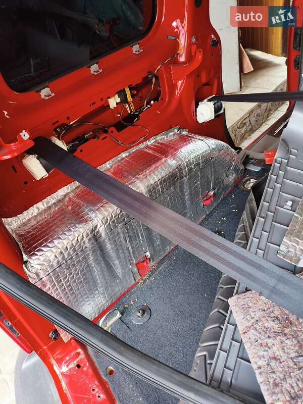 Мінівен Volkswagen Caddy 2009 в Полтаві фото 36 Мінівен Volkswagen Caddy 2009 в Полтаві