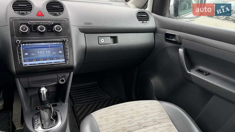 Грузопассажирский фургон Volkswagen Caddy 2012 в Харькове