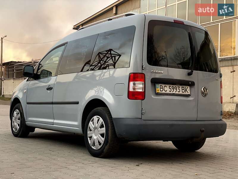 Минивэн Volkswagen Caddy 2004 в Львове