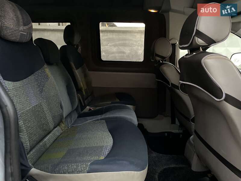 Минивэн Volkswagen Caddy 2004 в Львове