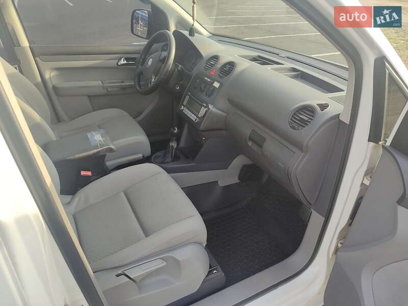 Минивэн Volkswagen Caddy 2006 в Киеве фото 10 Минивэн Volkswagen Caddy 2006 в Киеве