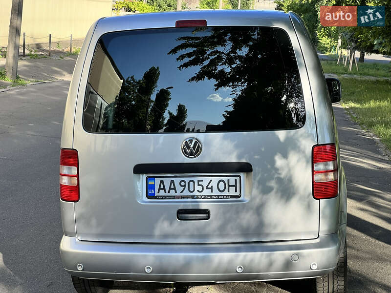 Грузопассажирский фургон Volkswagen Caddy 2010 в Киеве фото 10 Грузопассажирский фургон Volkswagen Caddy 2010 в Киеве
