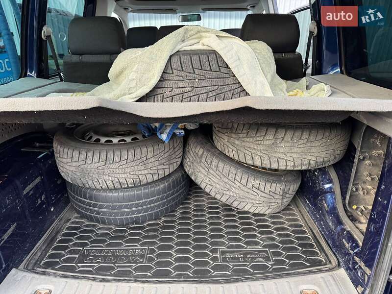 Минивэн Volkswagen Caddy 2004 в Киеве фото 10 Минивэн Volkswagen Caddy 2004 в Киеве