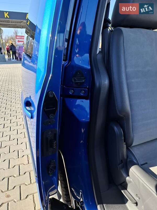 Мінівен Volkswagen Caddy 2015 в Іллінцях