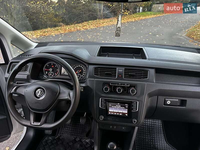 Минивэн Volkswagen Caddy 2017 в Казатине