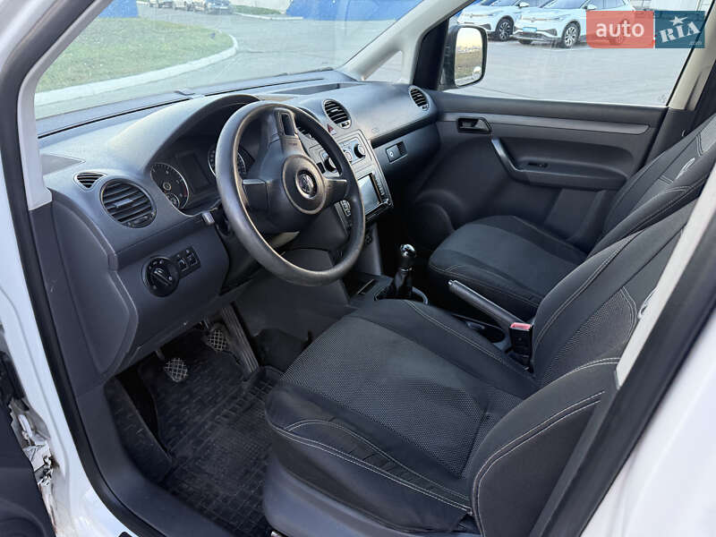 Грузовой фургон Volkswagen Caddy 2011 в Киеве фото 12 Грузовой фургон Volkswagen Caddy 2011 в Киеве