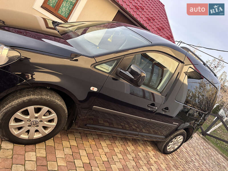 Мінівен Volkswagen Caddy 2014 в Городенці