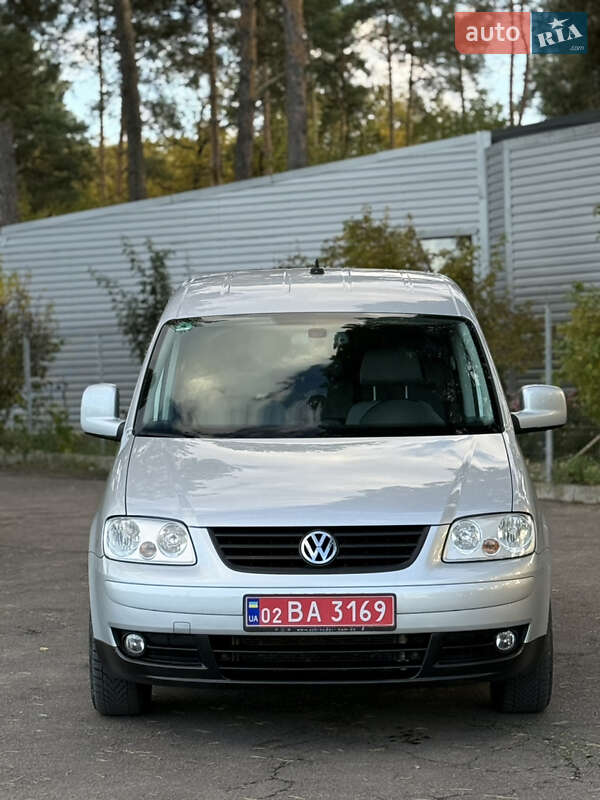 Минивэн Volkswagen Caddy 2010 в Виннице