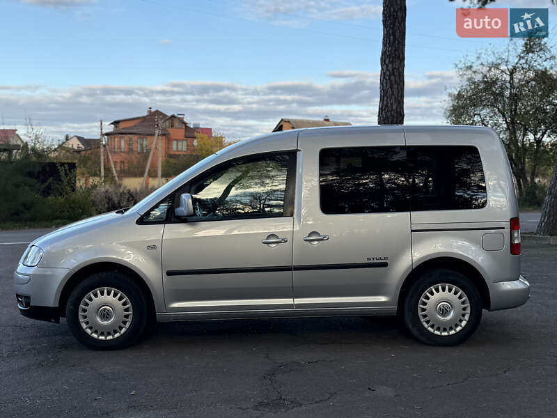 Минивэн Volkswagen Caddy 2010 в Виннице