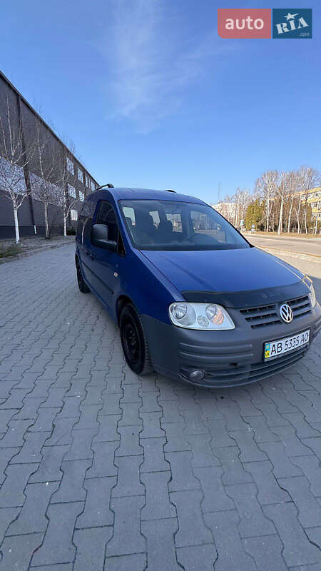 Минивэн Volkswagen Caddy 2010 в Каневе