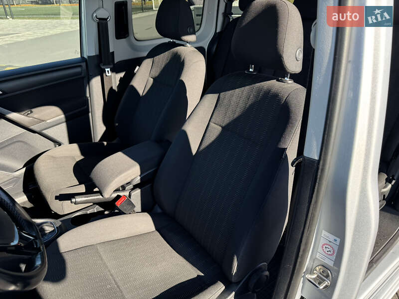 Мінівен Volkswagen Caddy 2016 в Мукачевому