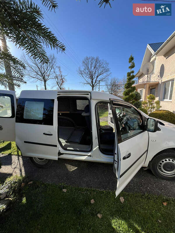 Минивэн Volkswagen Caddy 2006 в Стрые