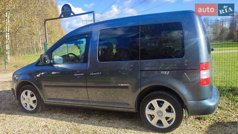 Мінівен Volkswagen Caddy 2010 в Харкові
