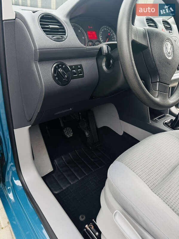 Минивэн Volkswagen Caddy 2008 в Ровно
