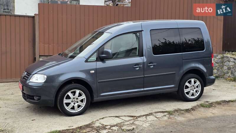 Мінівен Volkswagen Caddy 2010 в Полтаві