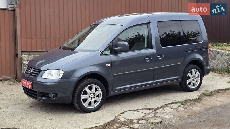 Мінівен Volkswagen Caddy 2010 в Полтаві