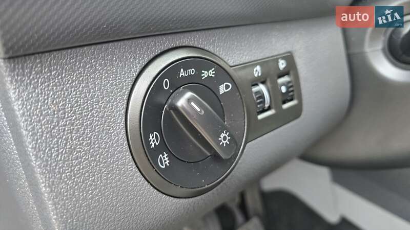 Мінівен Volkswagen Caddy 2010 в Полтаві