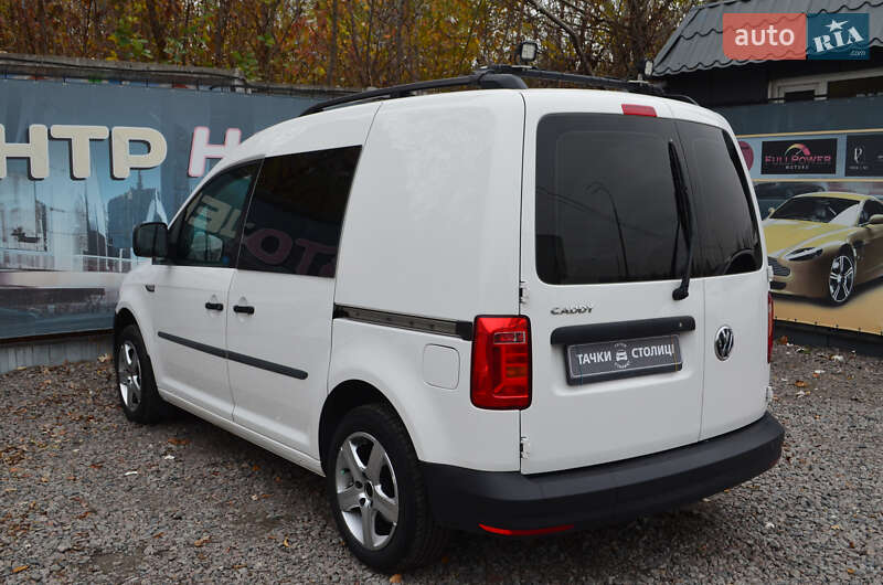 Мінівен Volkswagen Caddy 2020 в Києві