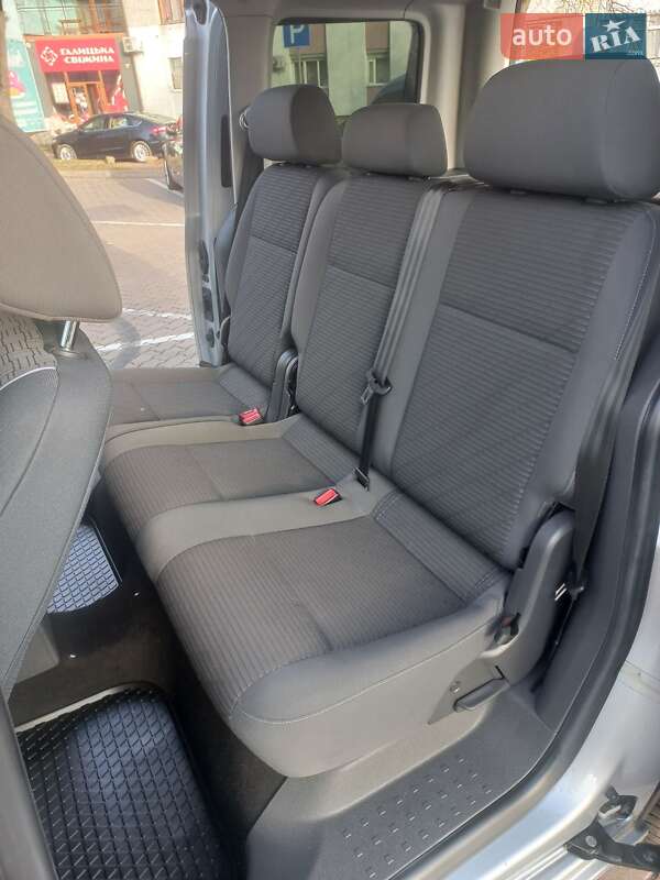 Минивэн Volkswagen Caddy 2011 в Дрогобыче