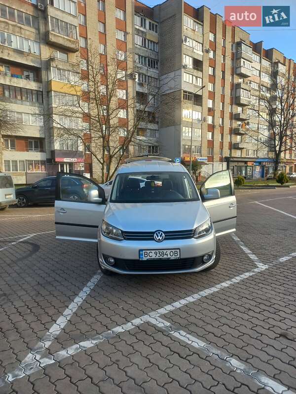 Минивэн Volkswagen Caddy 2011 в Дрогобыче