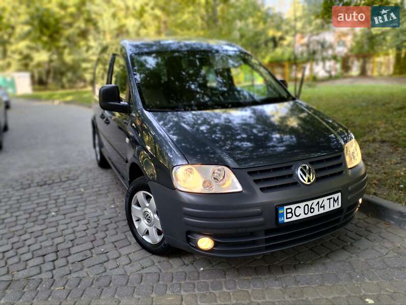 Минивэн Volkswagen Caddy 2009 в Львове
