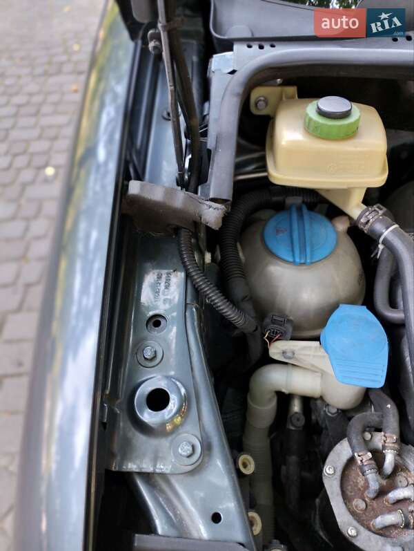 Минивэн Volkswagen Caddy 2009 в Львове