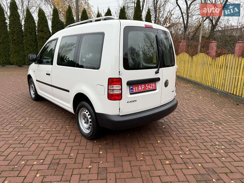 Минивэн Volkswagen Caddy 2014 в Хмельницком