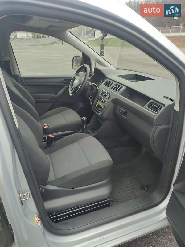 Минивэн Volkswagen Caddy 2016 в Обухове