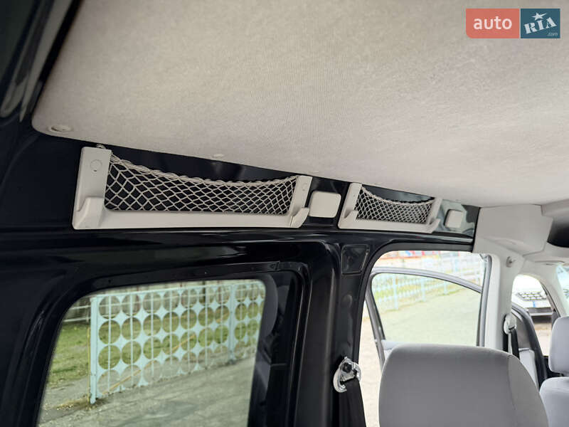 Мінівен Volkswagen Caddy 2008 в Лубнах фото 55 Мінівен Volkswagen Caddy 2008 в Лубнах
