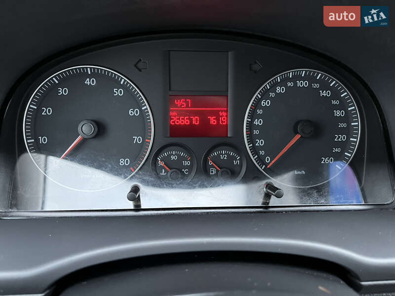 Минивэн Volkswagen Caddy 2010 в Кривом Роге фото 42 Минивэн Volkswagen Caddy 2010 в Кривом Роге