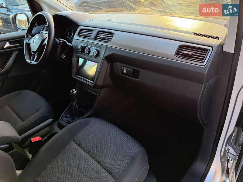 Минивэн Volkswagen Caddy 2016 в Коломые фото 21 Минивэн Volkswagen Caddy 2016 в Коломые