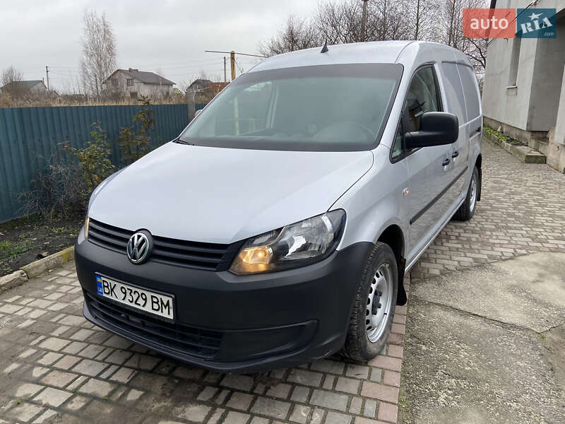 Вантажний фургон Volkswagen Caddy 2011 в Костопілі фото Вантажний фургон Volkswagen Caddy 2011 в Костопілі